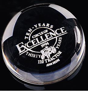 Picture of Dome Paperweight 3-1/2" Dia