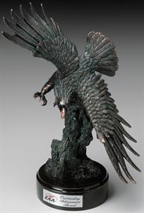 Picture of Diving Eagle 17-1/2"